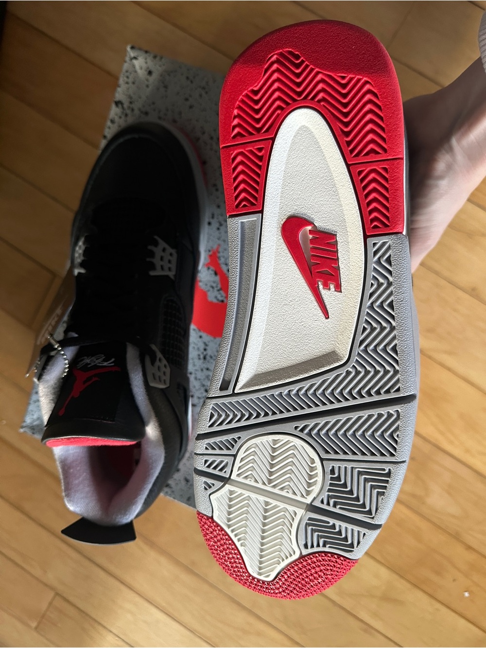 2024 Air Jordan 4 “Bred Reimagined” (black leather upper) - Picture 5 of 7